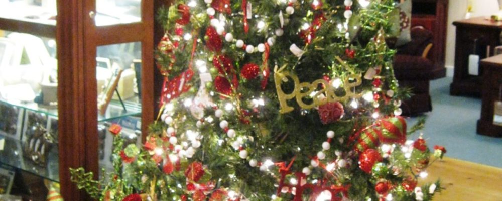 Discover Hartville Holiday Shop Hop