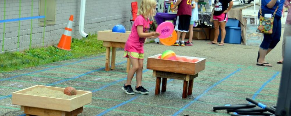 Get Out & Play in Downtown Hartville